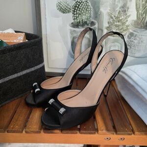 Camille La Vie Black Slingback Peep-Toe Heels with Rhinestone Bow Accent